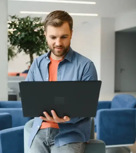 Infographic highlighting key Office 365 support services for businesses and remote teams